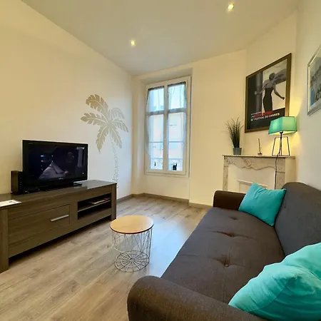 Venus By Scls Locations * 칸느